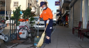 kadın personeller takdir topluyor