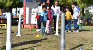 Çocuklar BOCCE ile sosyalleşiyorlar