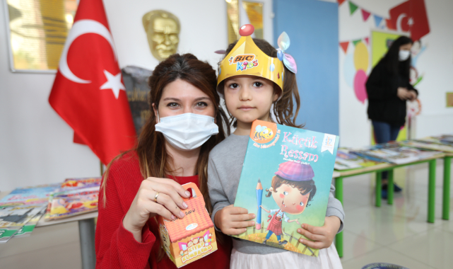 Kumbaradan kitap çıktı