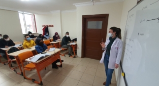 58'lik Delikanlılar üniversiteye hazırlanıyorlar