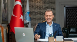 Seçer'den Kurtuluş yıl dönümü mesajı