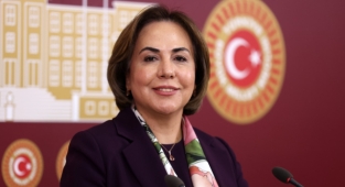 Ak Parti'li Yılmaz'dan Haberci'ye yapılan saldırıya kınama
