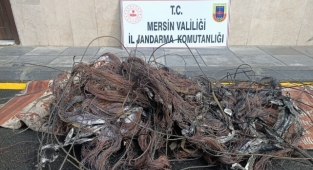 Kablo hırsızlarına suçüstü