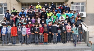 Tarsus Polisinden miniklere ziyaret