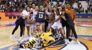 ALKIŞLAR ÇUKUROVA BASKETBOL'A