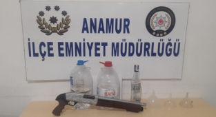 Anamur'da 15 yaşındaki genç sahte içkiden zehirlendi