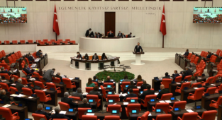 CHP'li Başarır TBMM'de Mersin'in sorunlarını dile getirdi