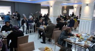 Kaymakam Bingöl, Şehit yakınları ve Gazilerle yemekte buluştu