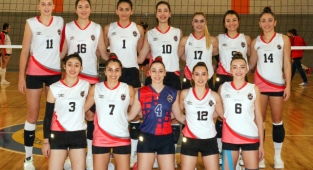MSK Kadın Voleybol Takımı’nın hedefinde Play-Off var