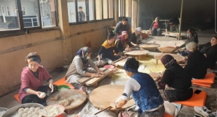Tarsus CHP’den ekmek dayanışması