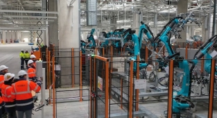 Togg'da robotlar provalarda