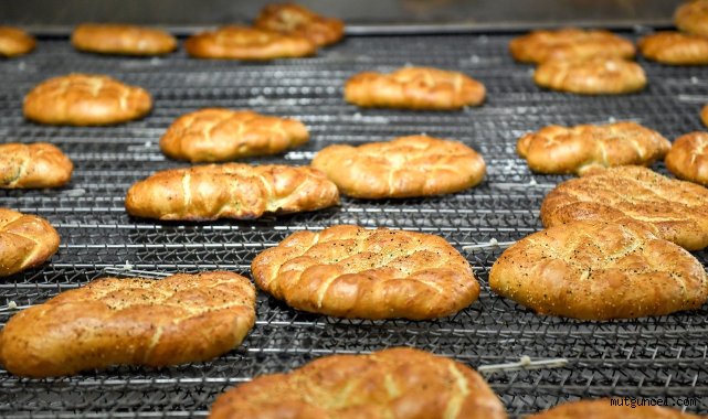 Büyükşehir, 300 gram Ramazan pidesini 2,5 liraya satacak