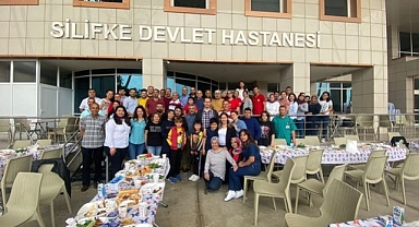 Kahvaltıda buluştular