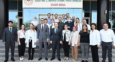 Vali Pehlivan, Mersin Şehir Eğitim ve Araştırma Hastanesi'ni ziyaret etti