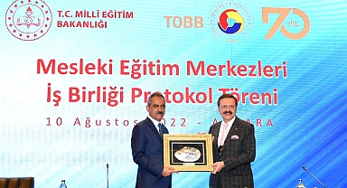 MEB ve TOBB arasında Mesleki Eğitim Merkezleri İş Birliği Protokolü imzalandı