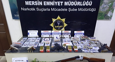 Mersin'de uyuşturucu satıcılarına şafak operasyonu