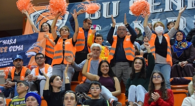 Çukurova evinde yine galip