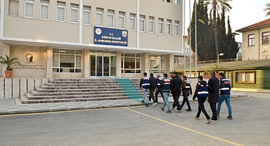 Jandarma'dan DEAŞ sorumlusuna operasyon: 3 Gözaltı