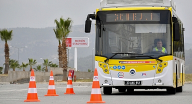 Büyükşehir’den otobüs şoförlerine “İleri Sürüş Teknikleri Eğitimi”