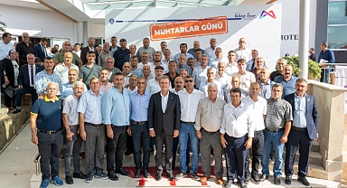Seçer, batı ilçelerindeki muhtarlarla bir araya geldi