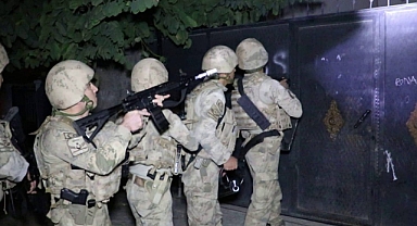 Mersin'de PKK operasyonunda 5 gözaltı