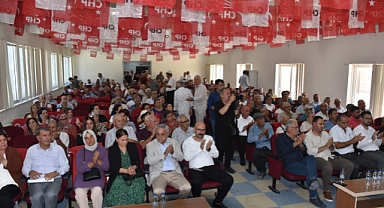 CHP Mut başkanını seçti