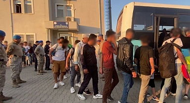 Jandarmadan göçmen kaçakçılığı operasyonu