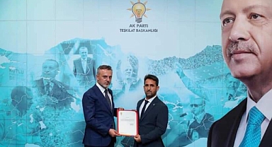 Mut Ak Parti'ye yeni başkan