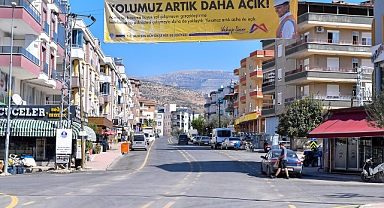 Büyükşehir Mut'un yollarını yeniledi