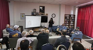 ‘İleri Yaşta Beslenme’