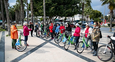 Mersinli kadınlar hayatı pedallıyor
