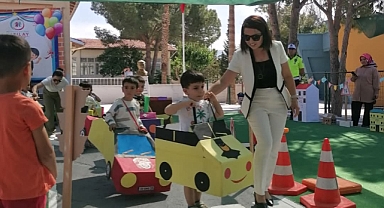 Mut'ta Kızılay Anaokulu'nda trafik parkur oyun alanı açıldı