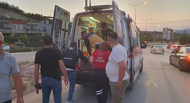 Mut'ta oromobil kazası 1 yaralı
