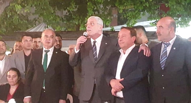 Müsavat Dervişoğlu Zeytin ve Zeytinyağı Festivali’ne katıldı