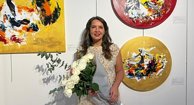 Ressam Dr. Belma Yağmur, IAAF'te 'İçsel Yolculuk'un evrensel dilini konuşturuyor