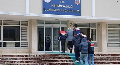 Jandarmadan Mersin merkezli 9 ilde DEAŞ operasyonu