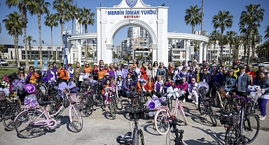 ‘Eşit Mersin’in Emekçi Kadınları’ 8 Mart’ta bir araya geldi