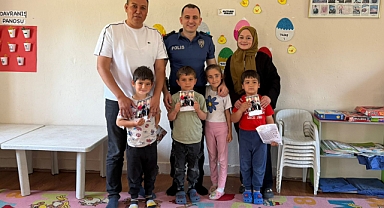 Miniklerin polis görme isteği yerine geldi