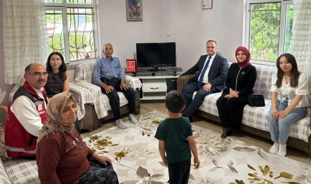 Kaymakam Çelikkol'dan Babalar Günü ziyareti