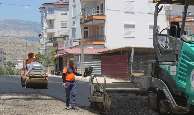 Mersin Büyükşehir’den Mut’ta asfalt seferberliği